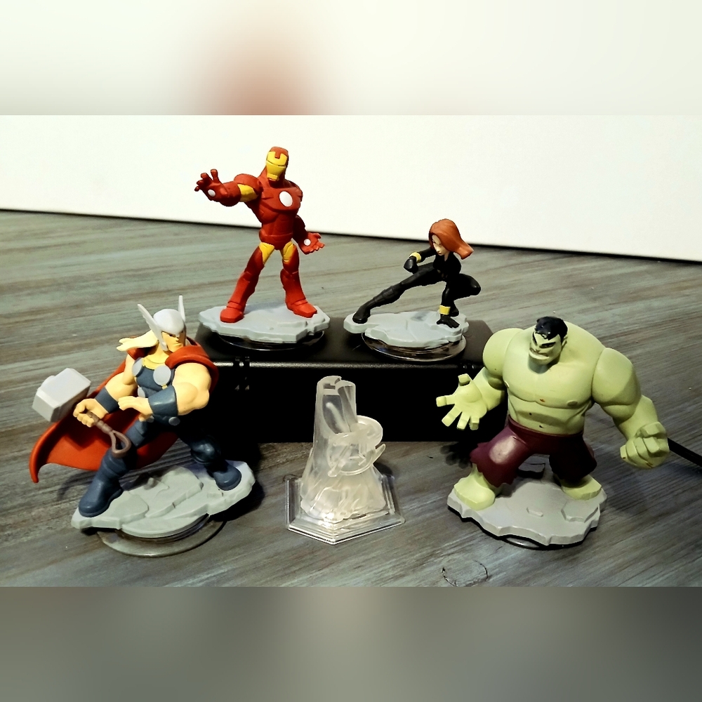 Disney Infinity Marvel Figures
